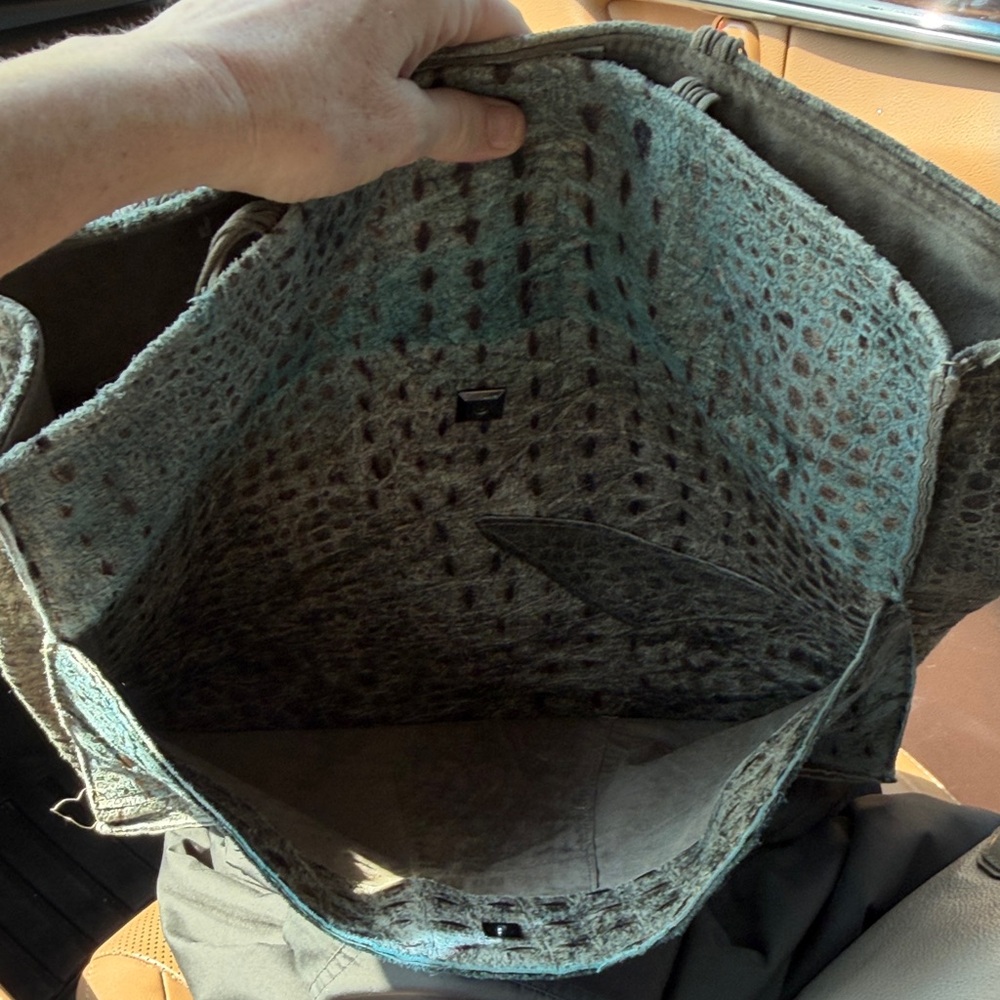 Susan Riedweg one of a kind leather bag - Picture 10 of 16